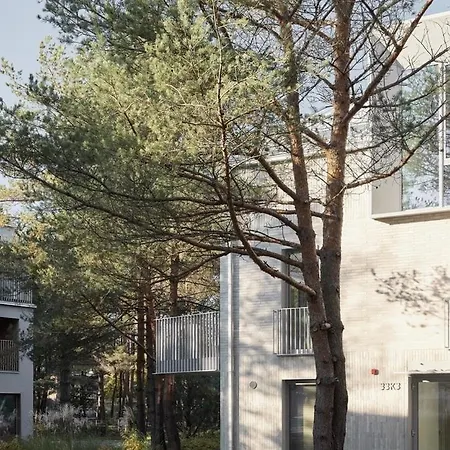 Pinehouse Escape Floor *