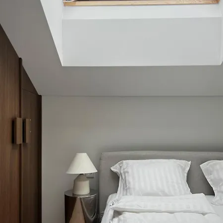 Pinehouse Escape Floor * Palanga
