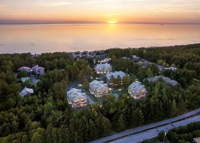 Pinehouse Escape Floor פלאנגה