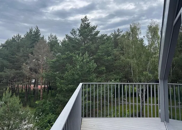 Pinehouse Escape Floor