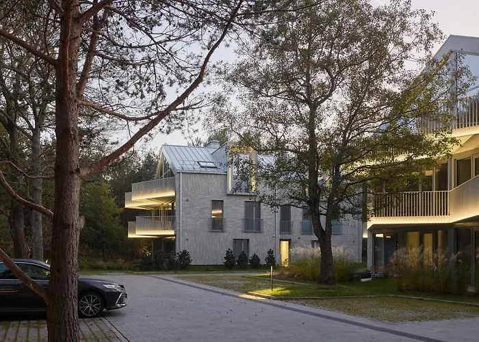 Pinehouse Escape Floor פלאנגה