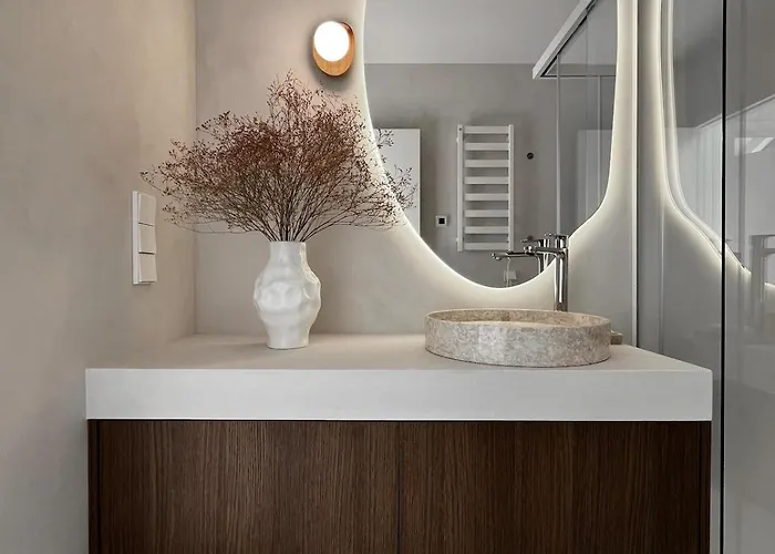 Pinehouse Escape Floor * פלאנגה