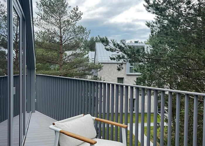 Pinehouse Escape Floor דירה